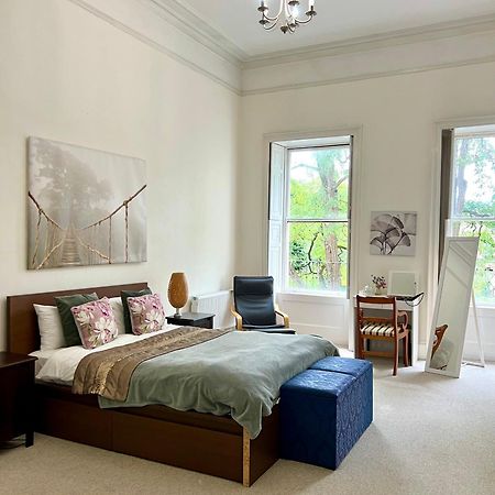 Grosvenor Apartments In Bath - Great For Families, Groups, Couples, 80 Sq M, Parking Zewnętrze zdjęcie