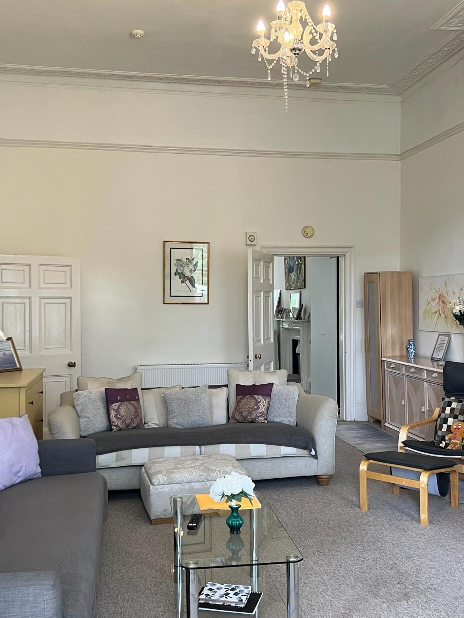 Grosvenor Apartments In Bath - Great For Families, Groups, Couples, 80 Sq M, Parking Zewnętrze zdjęcie